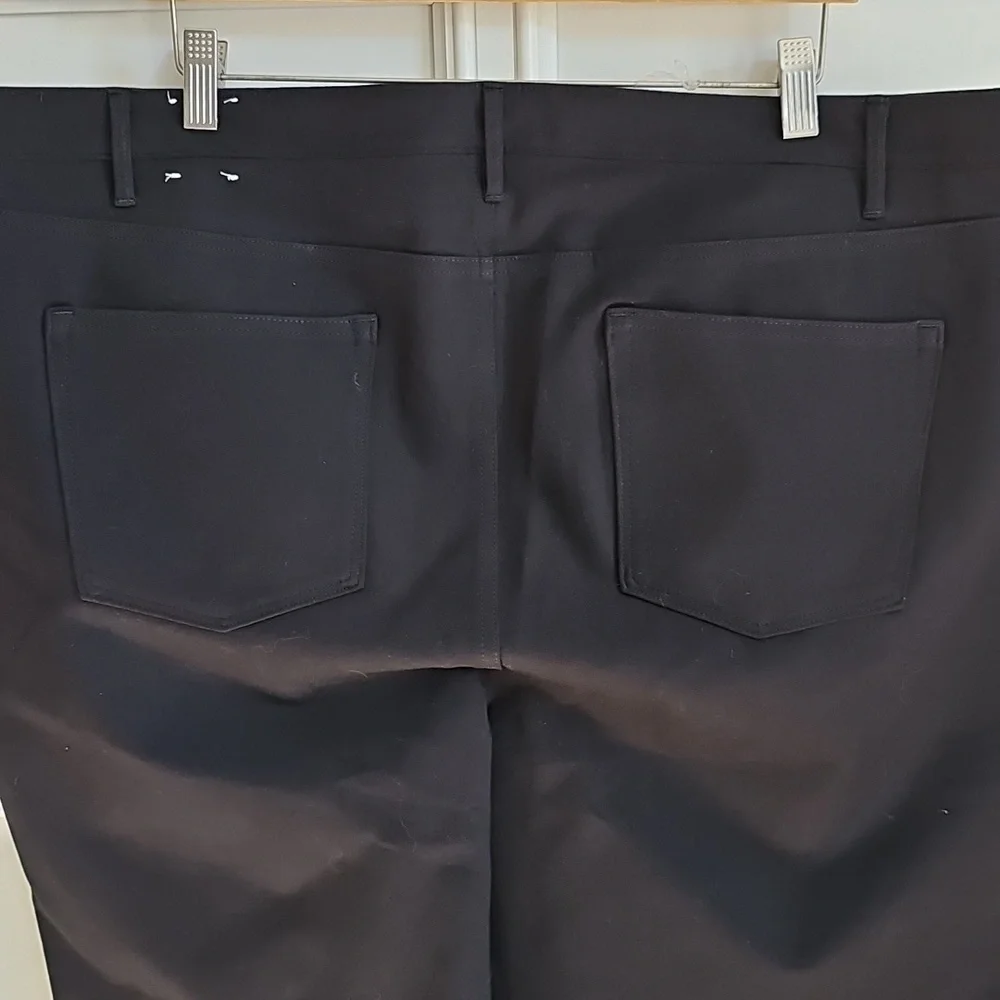 Talbots Soho 5-Pocket Jet Black Leggings.